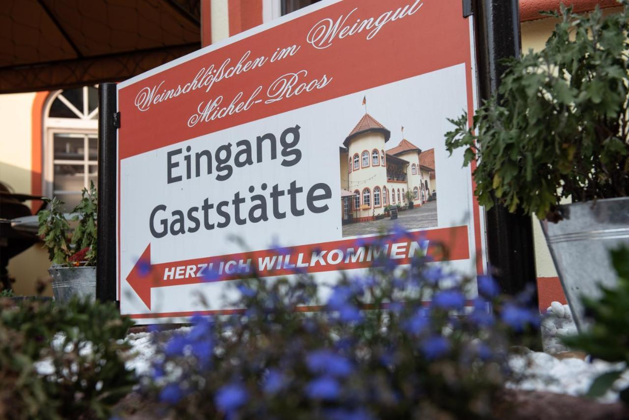 Weinschloesschen Im Weingut Roos Hotel Ilbesheim Eksteriør billede